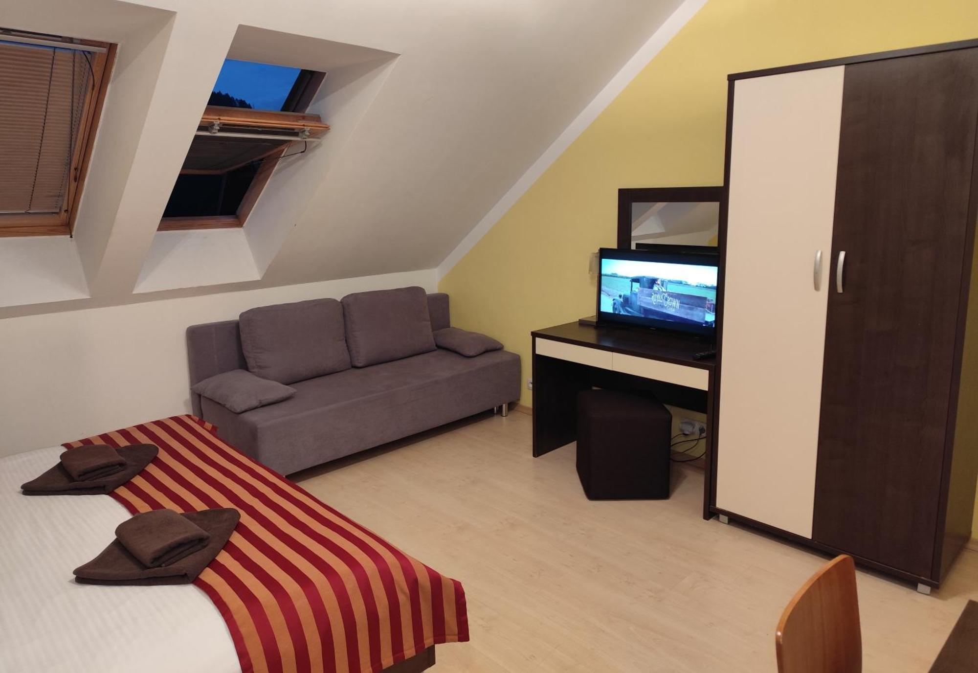 Apartman Liptov - Hotel Besenova Exterior photo